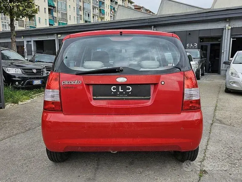 Usata Kia Picanto EX 65 CV (47 kW) 2006 Rosso Utilitaria