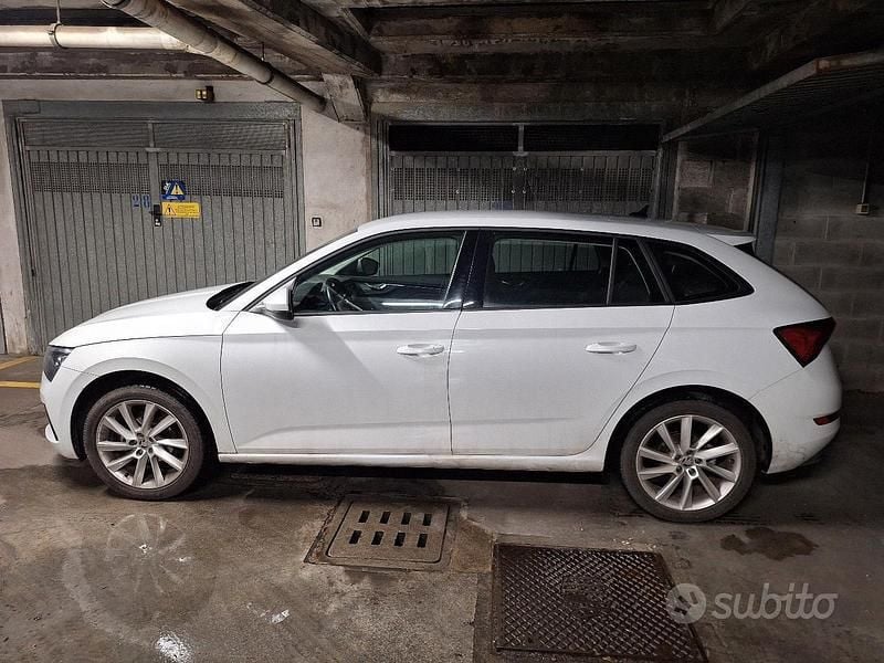 Usata Skoda Scala Style 90 CV (66 kW) 2021 Bianco Utilitaria