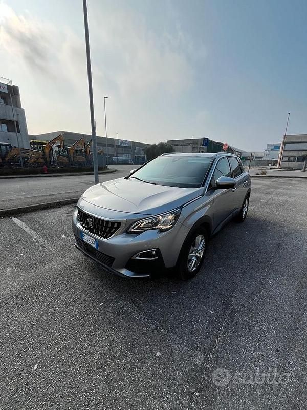 Usata Peugeot 3008 Allure 120 CV (88 kW) 2017 Grigio SUV