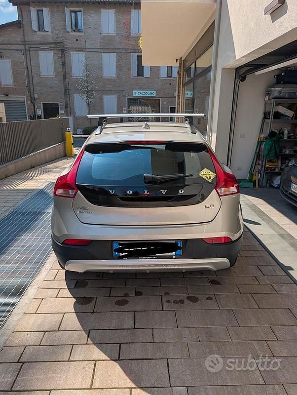 Usata Volvo V40 CC Business Edition 120 CV (88 kW) 2017 Station wagon