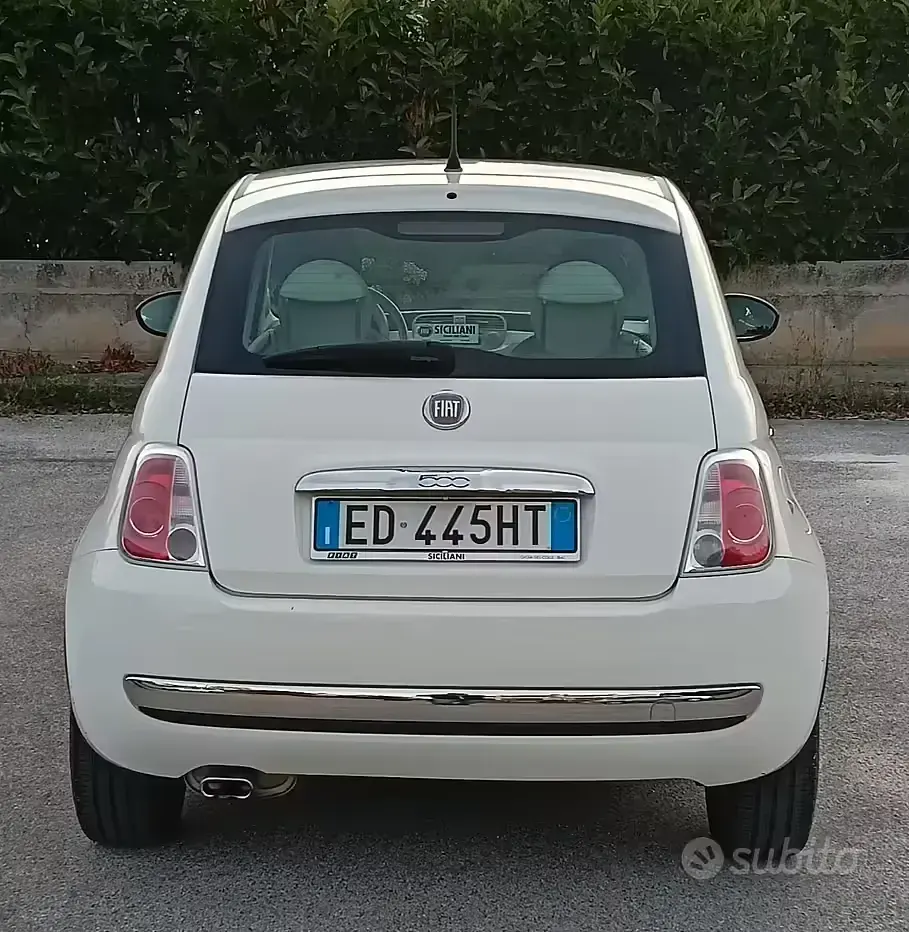 Käytetty Fiat 500 Lounge 69 HP (50 kW) 2010 Valkoinen Viistoperä