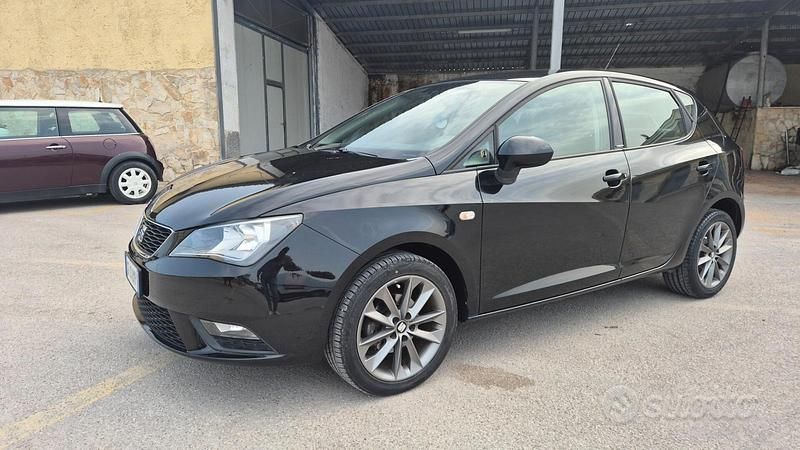 Usata Seat Ibiza I-Tech 75 CV (55 kW) 2015 Nero Berlina