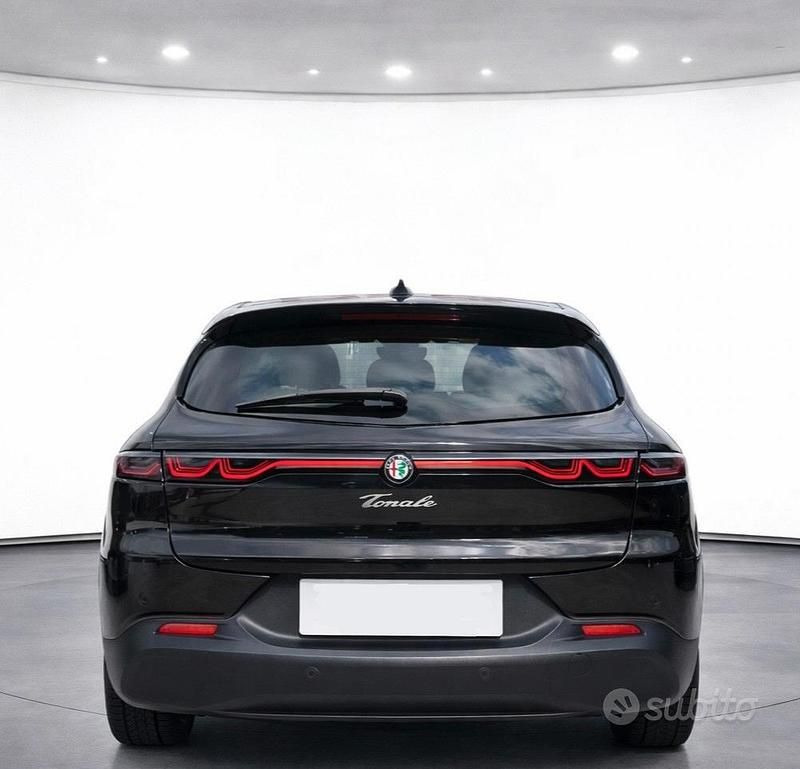Usata Alfa Romeo Tonale Sprint 131 CV (96 kW) 2023 Nero SUV