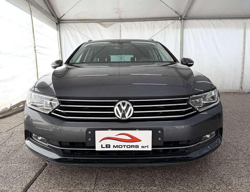 Usata VW Passat Comfortline 150 CV (110 kW) 2017 Grigio Station wagon
