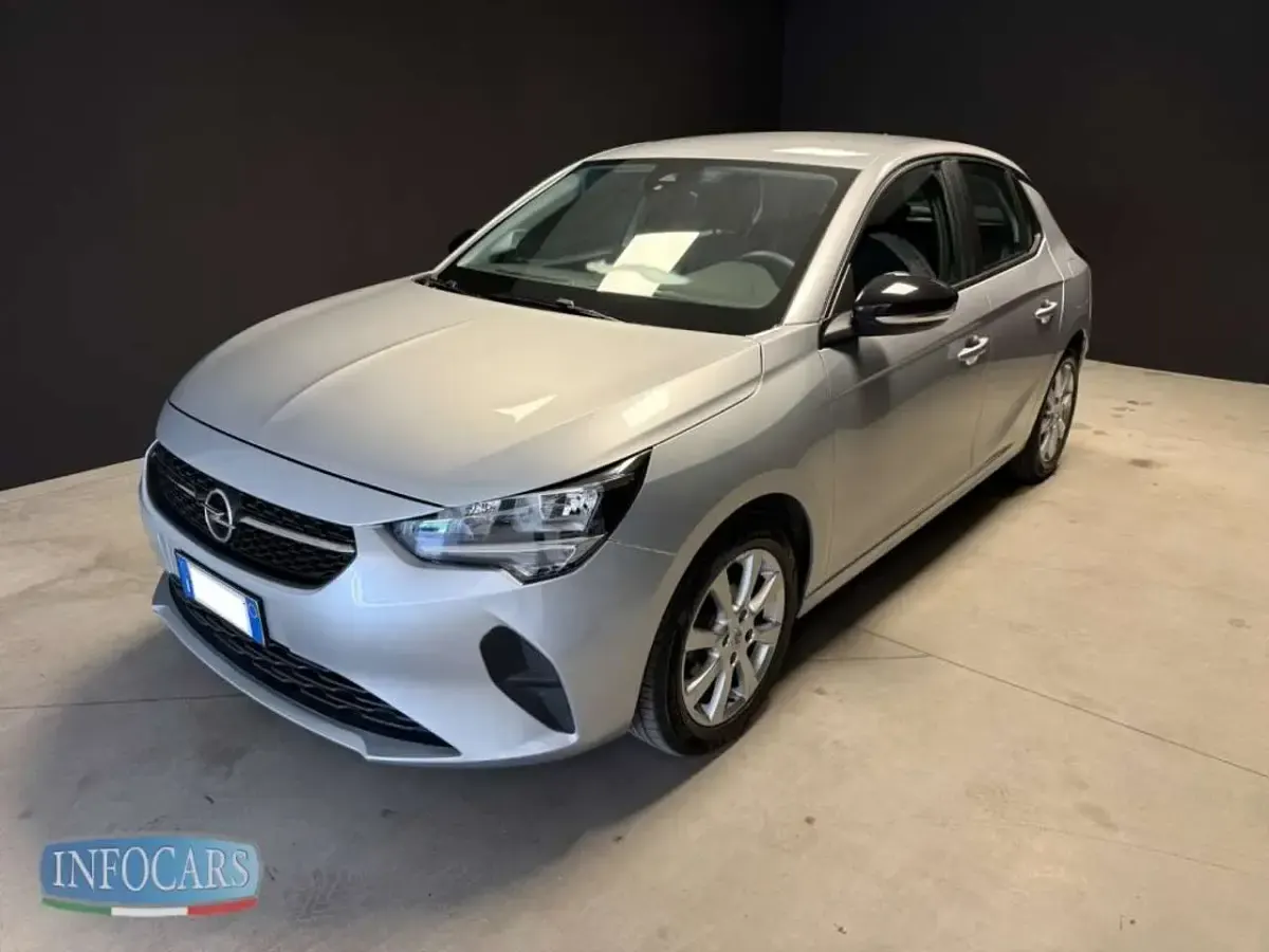Usata Opel Corsa Edition 75 CV (55 kW) 2023 Argento metallizzato Utilitaria