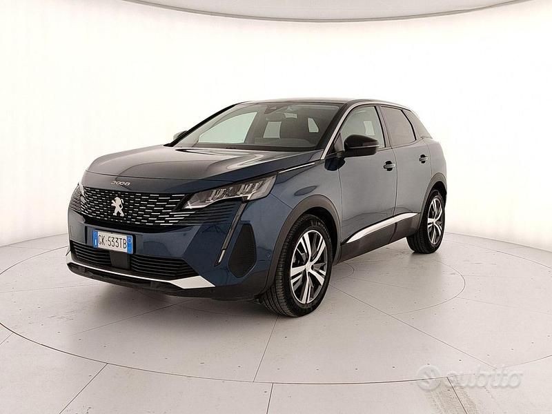 Usata Peugeot 3008 Allure 131 CV (96 kW) 2022 Blu SUV