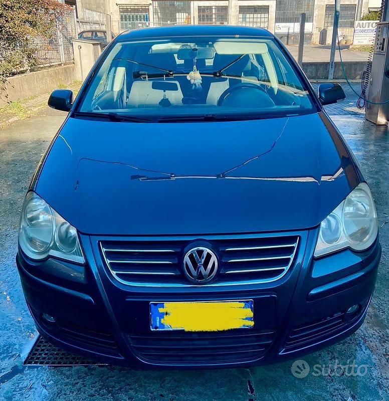 Usata VW Polo Sportline 80 CV (58 kW) 2008 Grigio Utilitaria