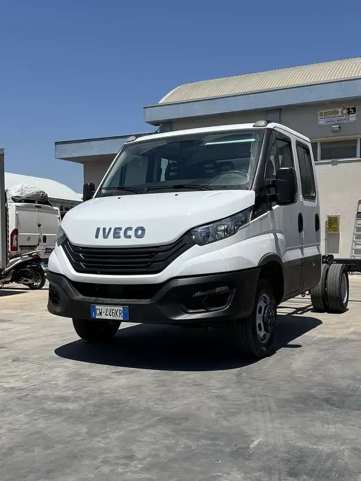 Usata Iveco Daily 136 CV (100 kW) 2024 Other