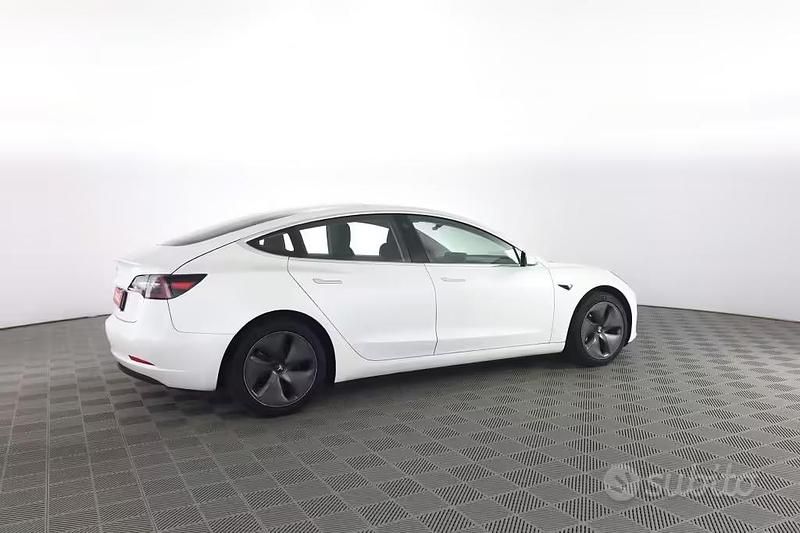 Usata Tesla Model 3 Standard Range 239 kW (325 CV) 2020 Bianco Berlina