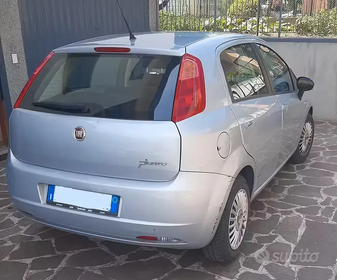 Usata Fiat Grande Punto 65 CV (47 kW) 2008 Grigio Utilitaria