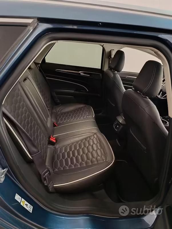 Usata Ford Mondeo Vignale 190 CV (139 kW) 2019 Blu/azzurro Station wagon