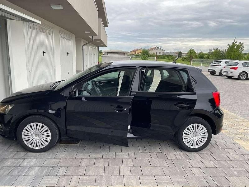 Usata VW Polo Trendline 75 CV (55 kW) 2017 Nero Berlina