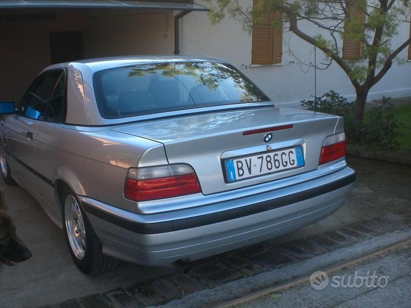 Usata BMW 318 Cabriolet 116 CV (85 kW) 1997 Grigio Cabrio