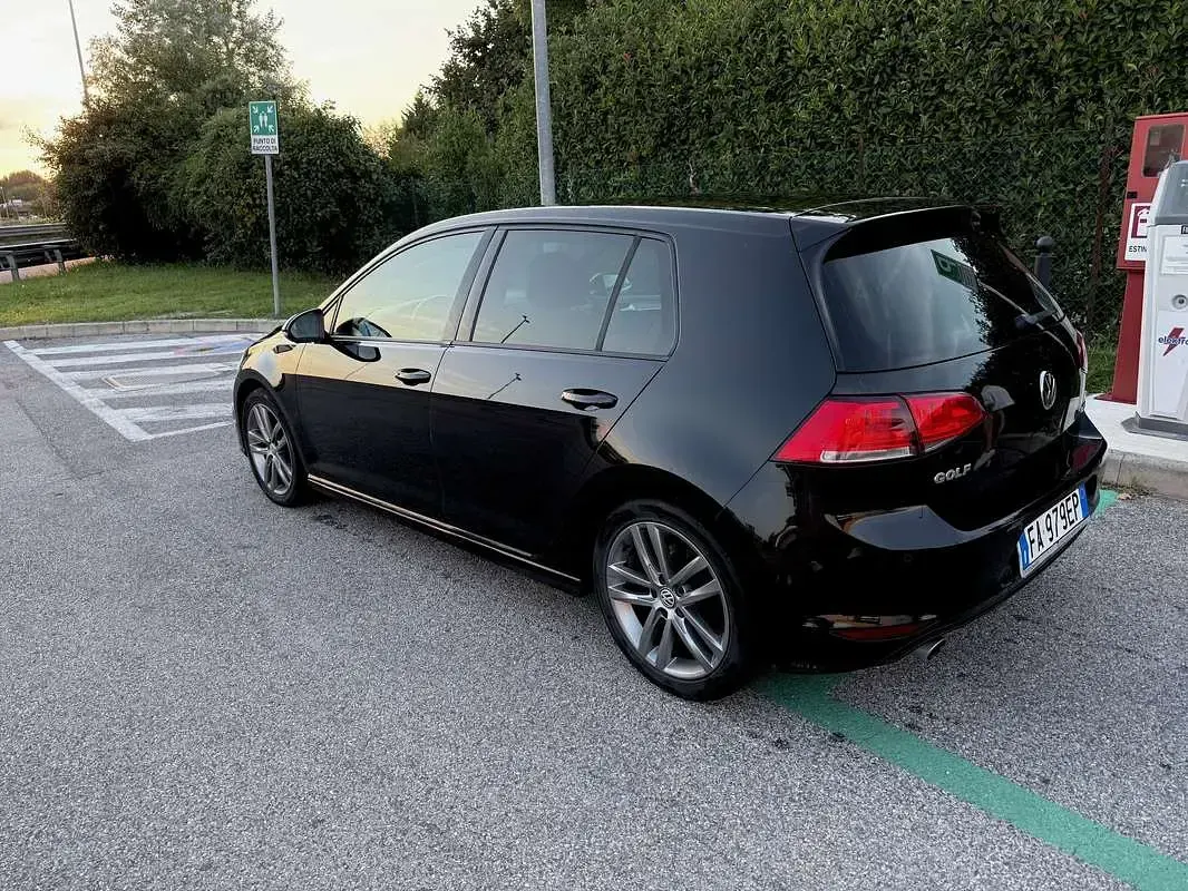 Usata VW Golf VII R-line 110 CV (80 kW) 2015 Nero Berlina