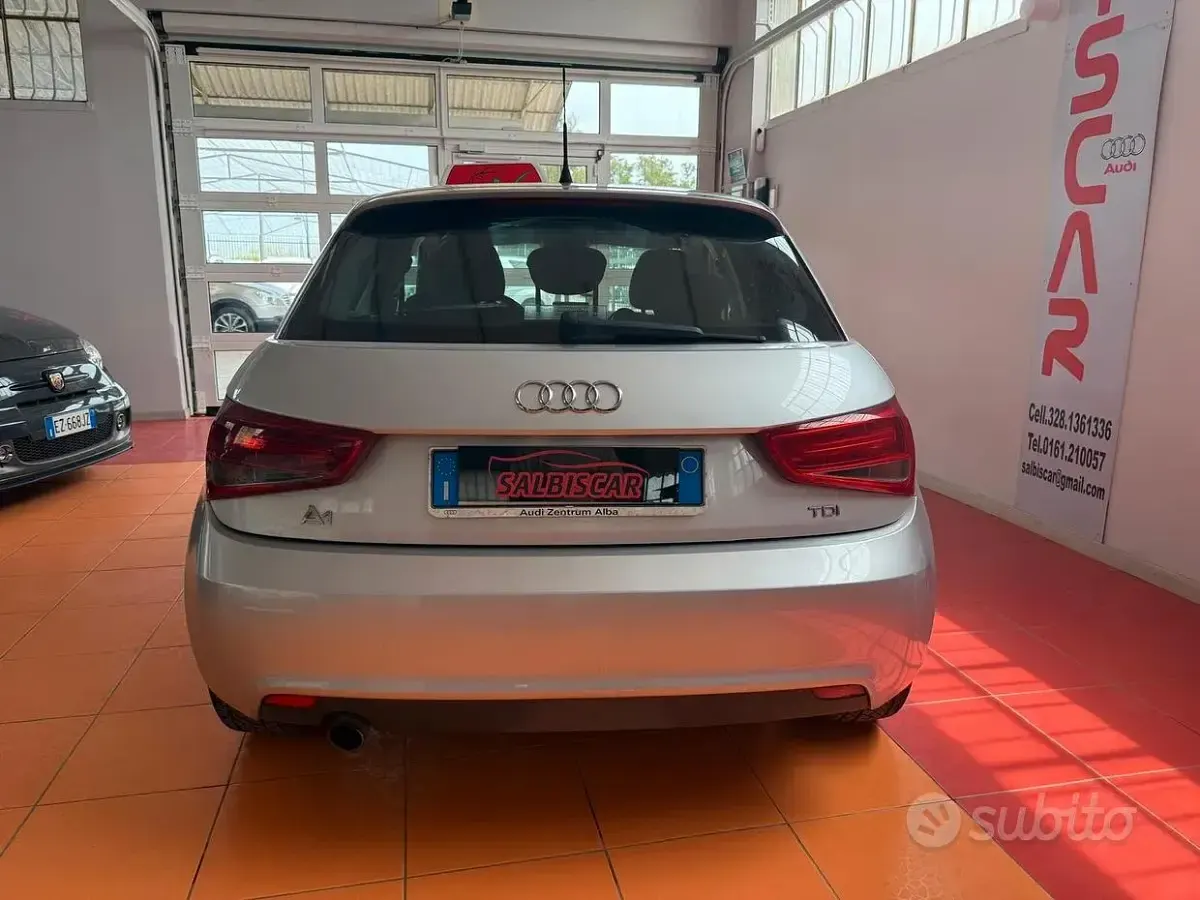 Usata Audi A1 Ambition 105 CV (77 kW) 2012 Bianco Utilitaria