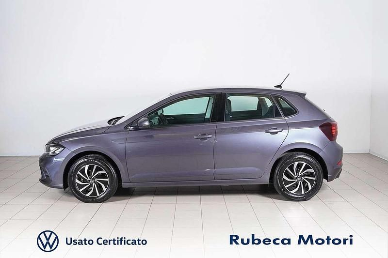 Usata VW Polo Life 95 CV (69 kW) 2024 Grigio Berlina
