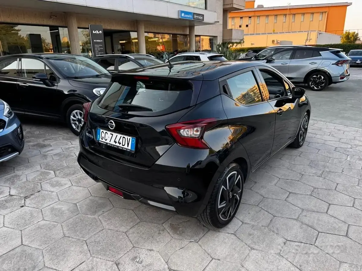 Usata Nissan Micra 92 CV (67 kW) 2021 Nero Utilitaria