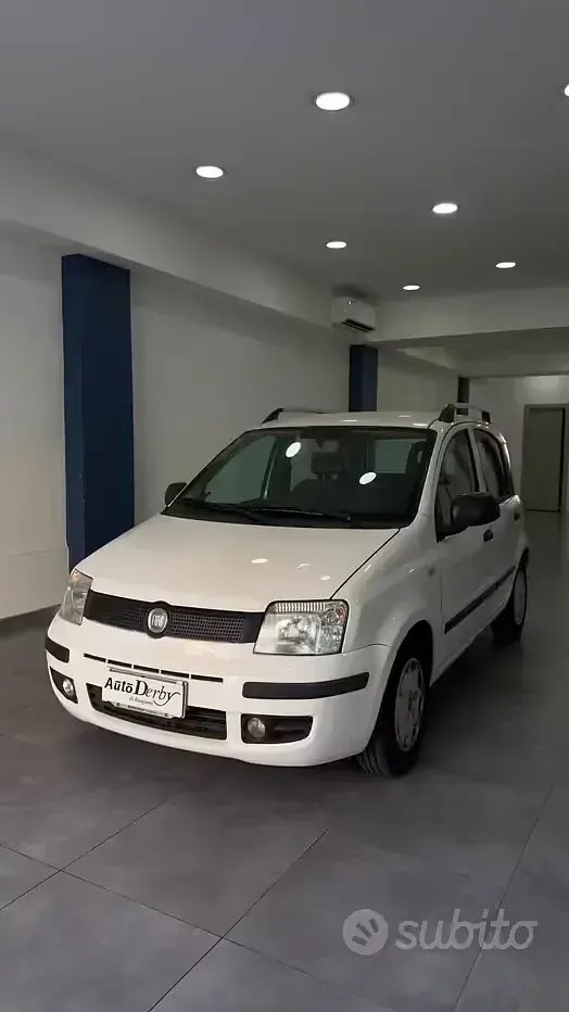 Usata Fiat Panda Classica 69 CV (50 kW) 2012 Bianco Utilitaria