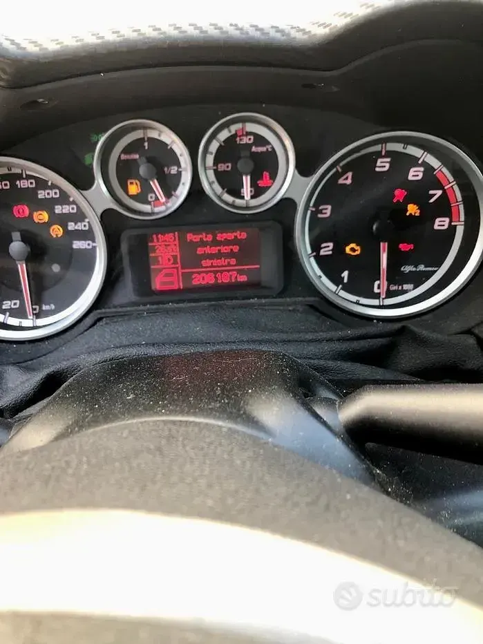 Usata Alfa Romeo MiTo 105 CV (77 kW) 2010 Utilitaria