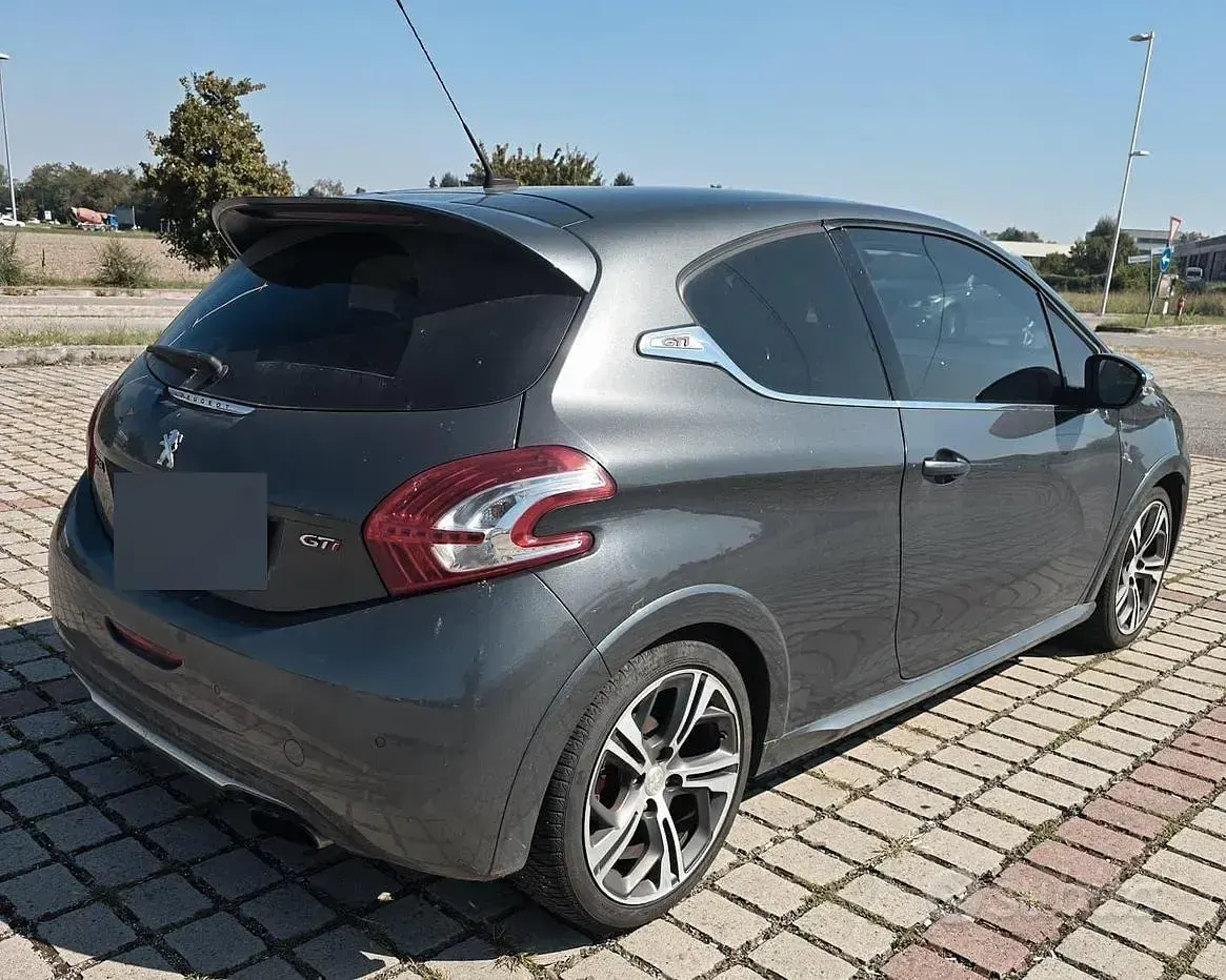 Usata Peugeot 208 GTi 200 CV (147 kW) 2013 Utilitaria