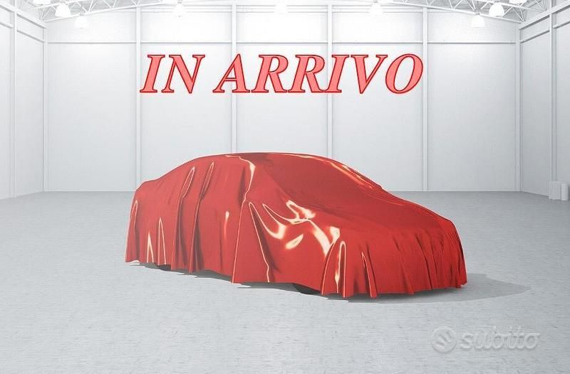 Usata Renault Scénic III XMOD 110 CV (80 kW) 2012 Bianco Monovolume