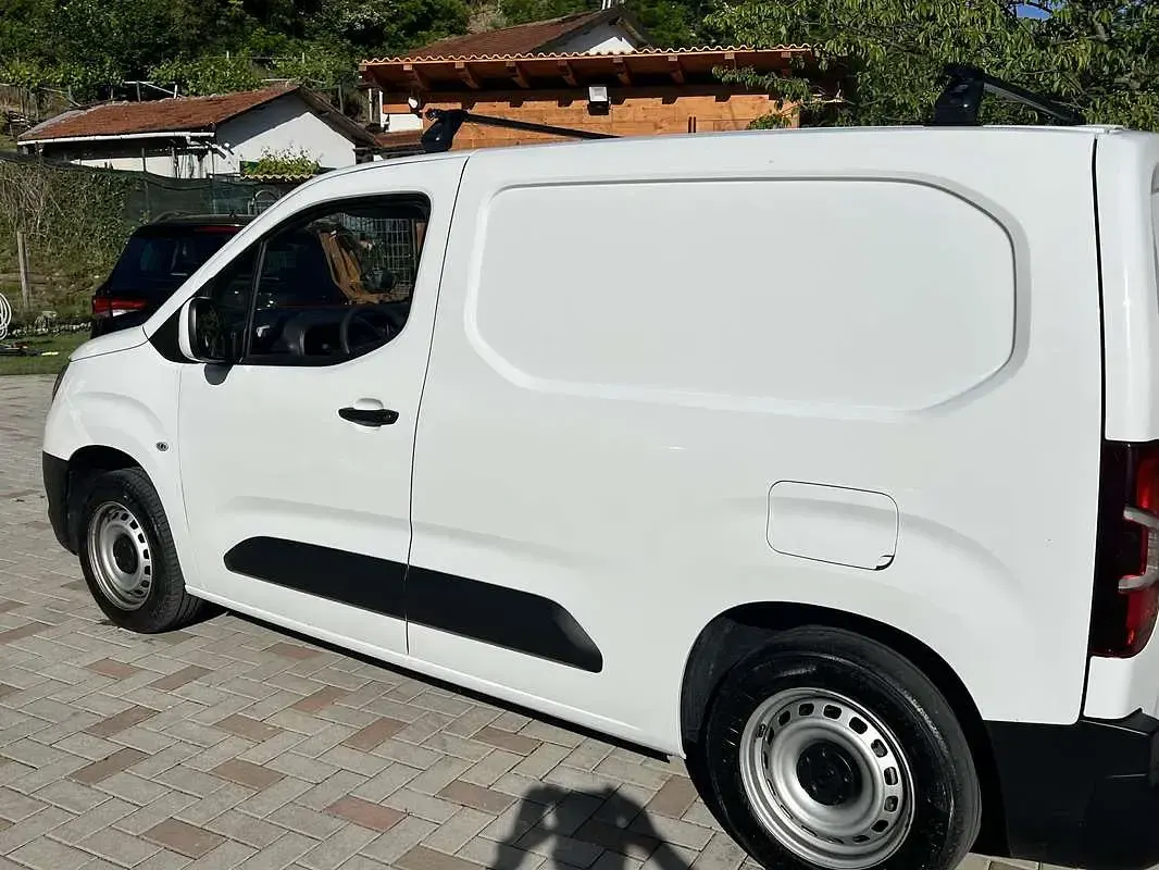 Usata Opel Combo 105 CV (77 kW) 2020 Monovolume