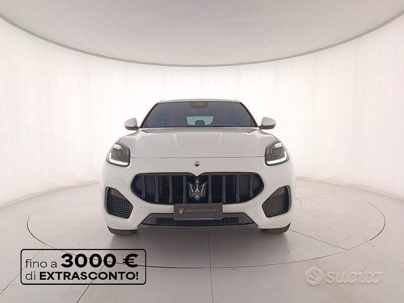 Usata Maserati Grecale 330 CV (242 kW) 2023 Bianco SUV