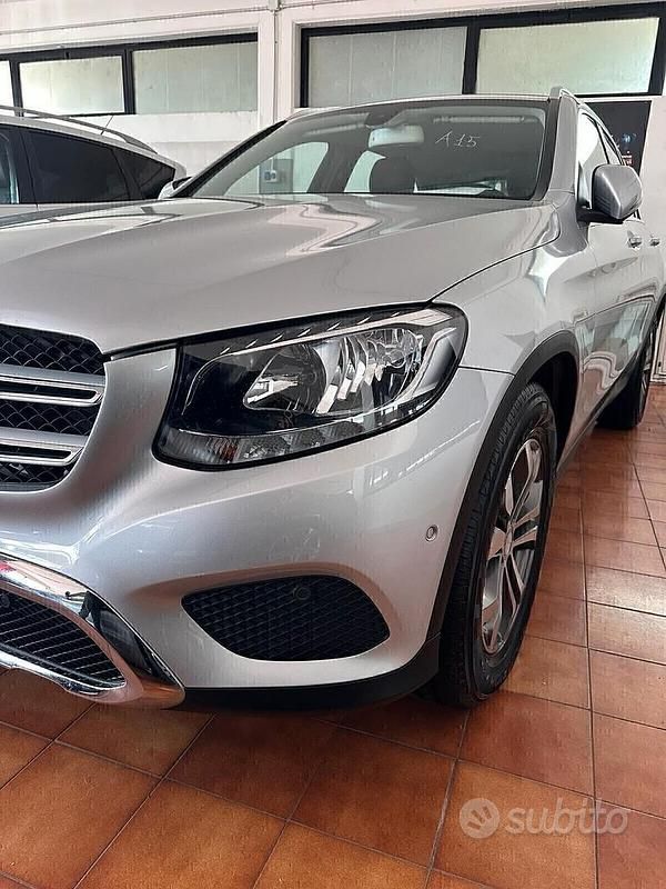 Grigio Usata 2016 Mercedes 220 Exclusive Station wagon | 18.400 € (Cara) - Immagine 1/4