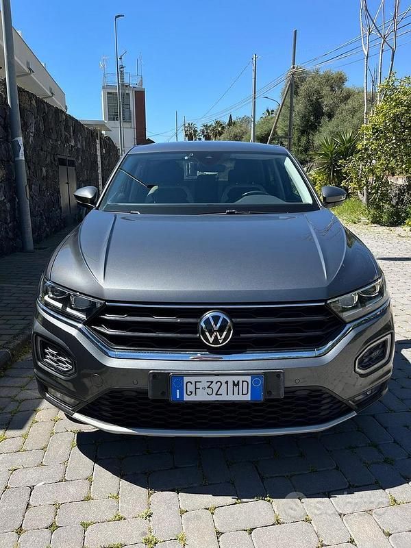 Usata VW T-Roc Advance 115 CV (84 kW) 2021 Grigio SUV