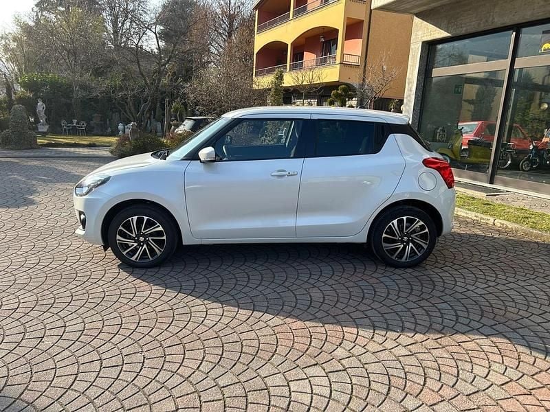 Usata Suzuki Swift 82 CV (60 kW) 2023 Bianco Utilitaria