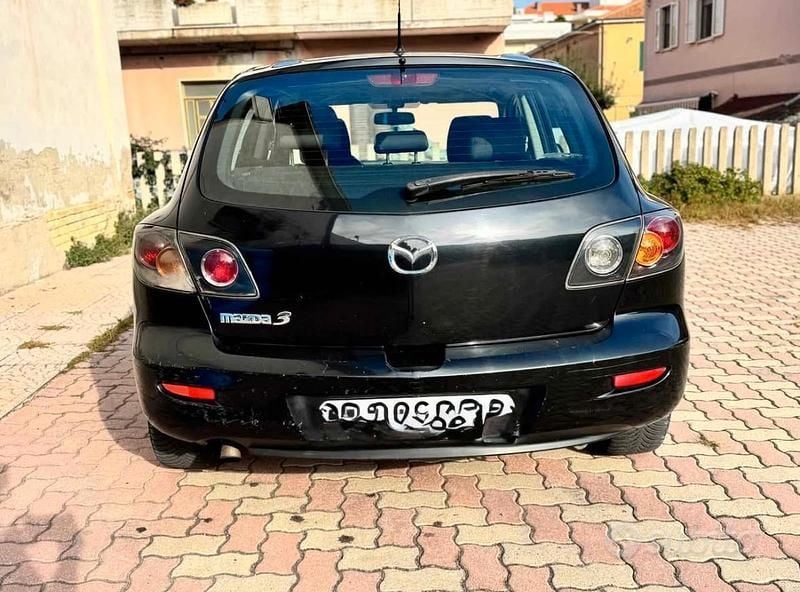 Usata Mazda 3 109 CV (80 kW) 2007 Nero Berlina