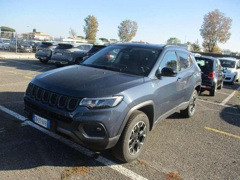 Grigio Usata 2023 Jeep Compass Trailhawk SUV | 18.600 € (Ottimo prezzo) - Immagine 1/4