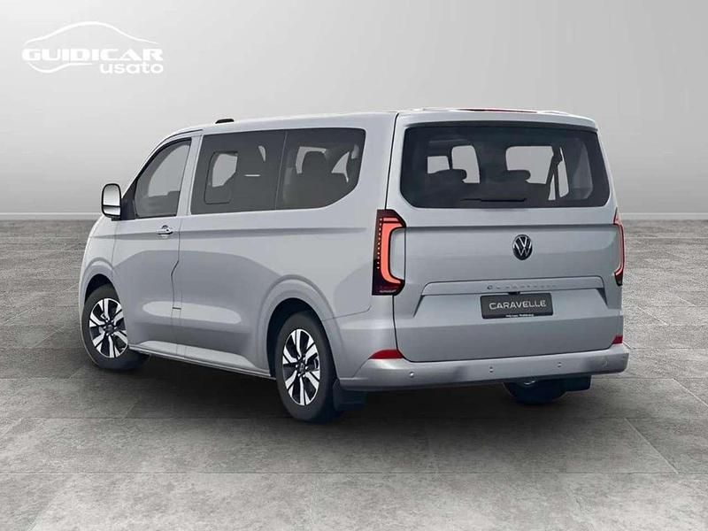 Nuova VW Caravelle Life 2025 Light grey metallizzato Monovolume