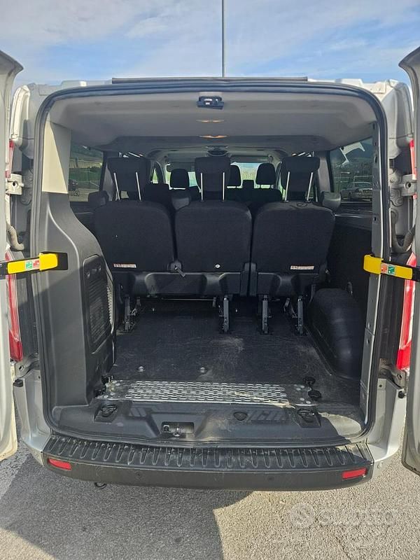 Usata Ford E-Transit 100 kW (136 CV) 2019 Grigio Furgone