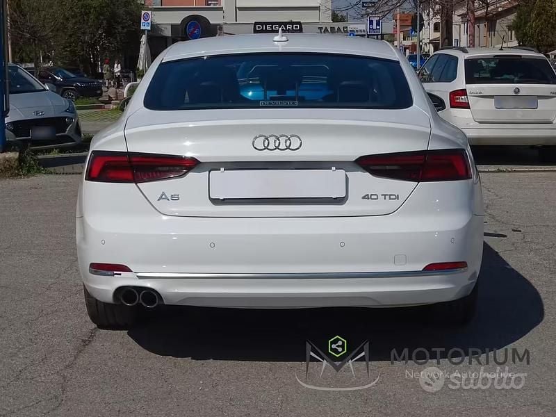 Käytetty Audi A5 Sportback Business 190 HP (139 kW) 2018 Valkoinen Viistoperä