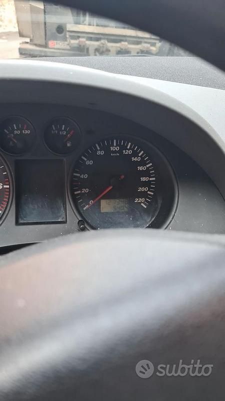 Usata Seat Ibiza 75 CV (55 kW) 2002 Blu/azzurro Utilitaria