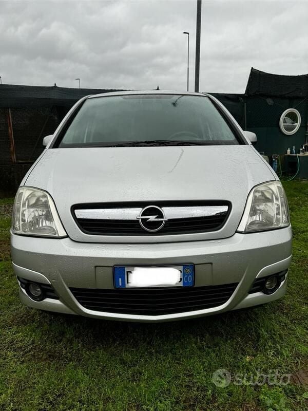 Usata Opel Meriva Enjoy 105 CV (77 kW) 2007 Marrone Monovolume