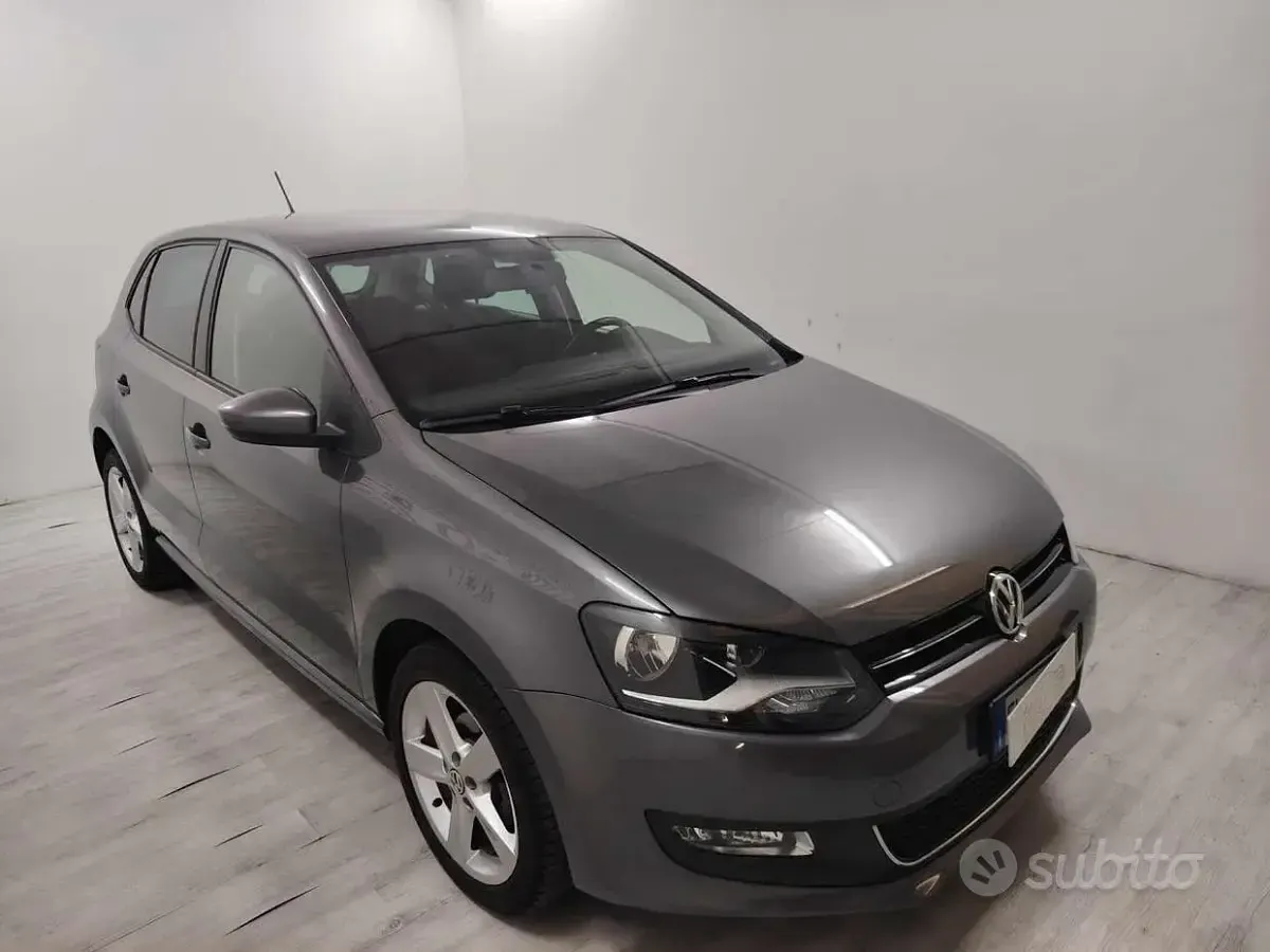 Usata VW Polo Comfortline 84 CV (61 kW) 2012 Grigio Utilitaria