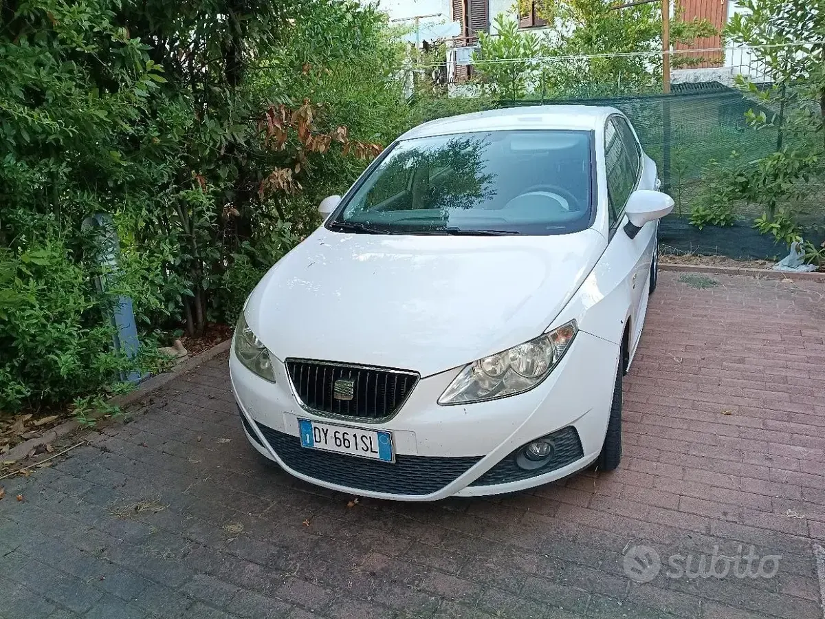 Usata Seat Ibiza 105 CV (77 kW) 2009 Bianco Berlina