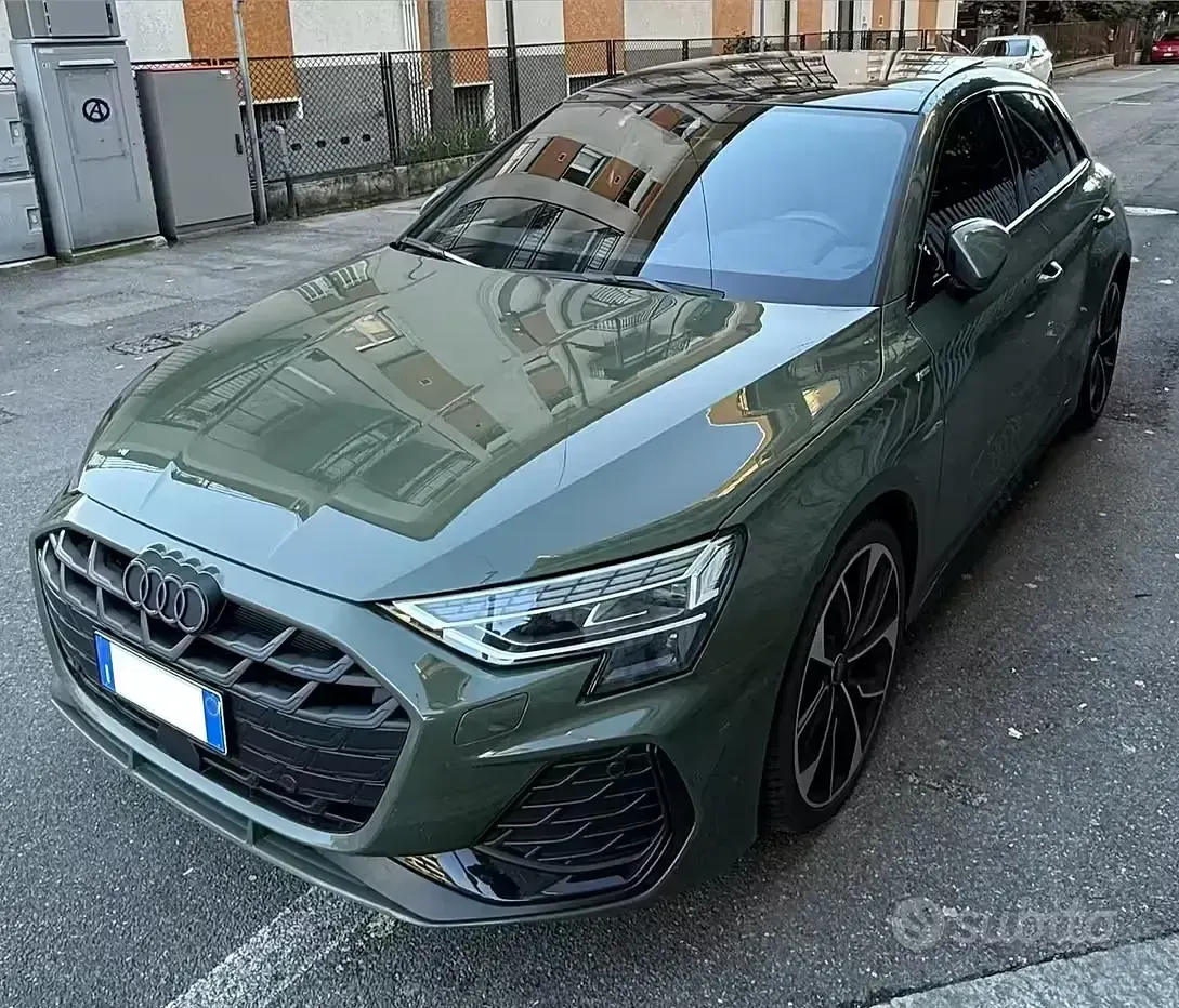 Usata Audi A3 S-Line 150 CV (110 kW) 2025 Verde Berlina