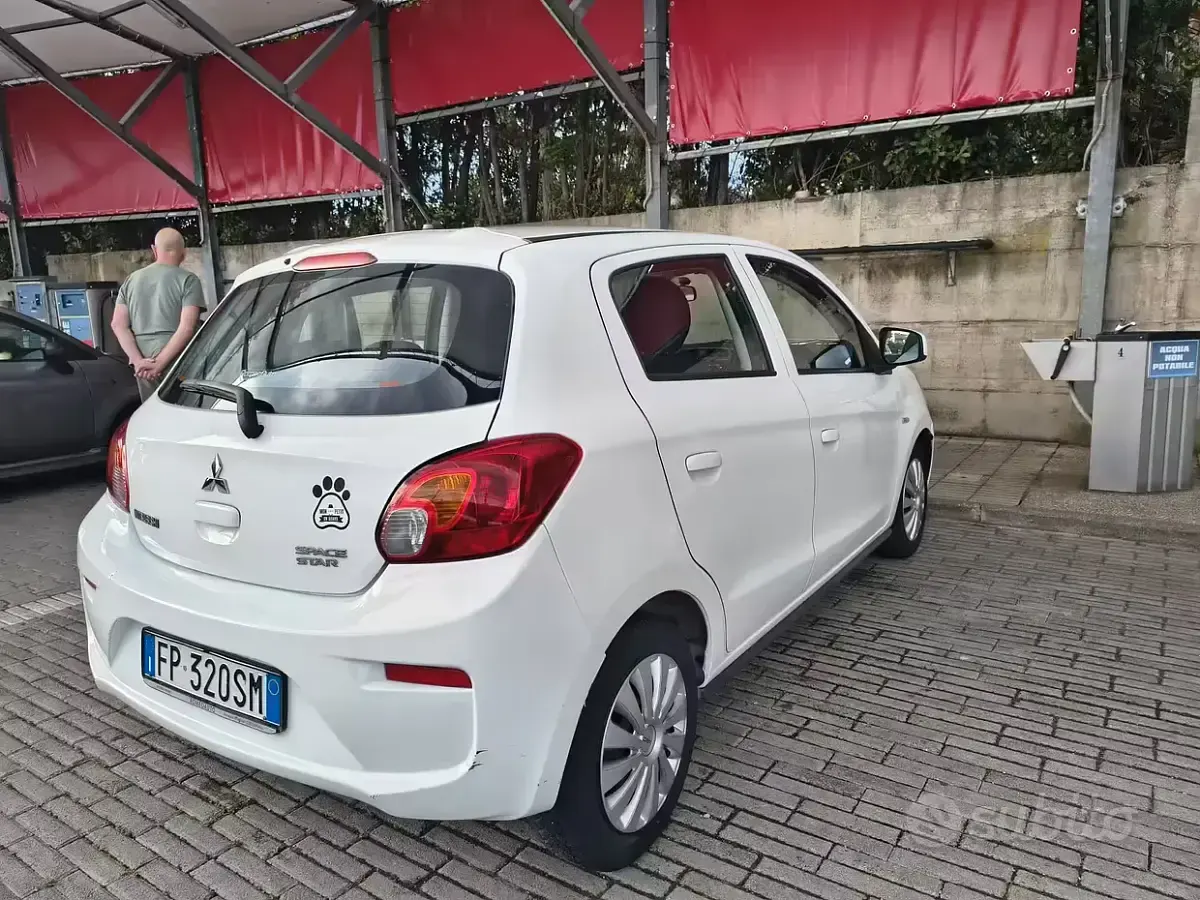 Usata Mitsubishi Space Star 71 CV (52 kW) 2018 Bianco Utilitaria