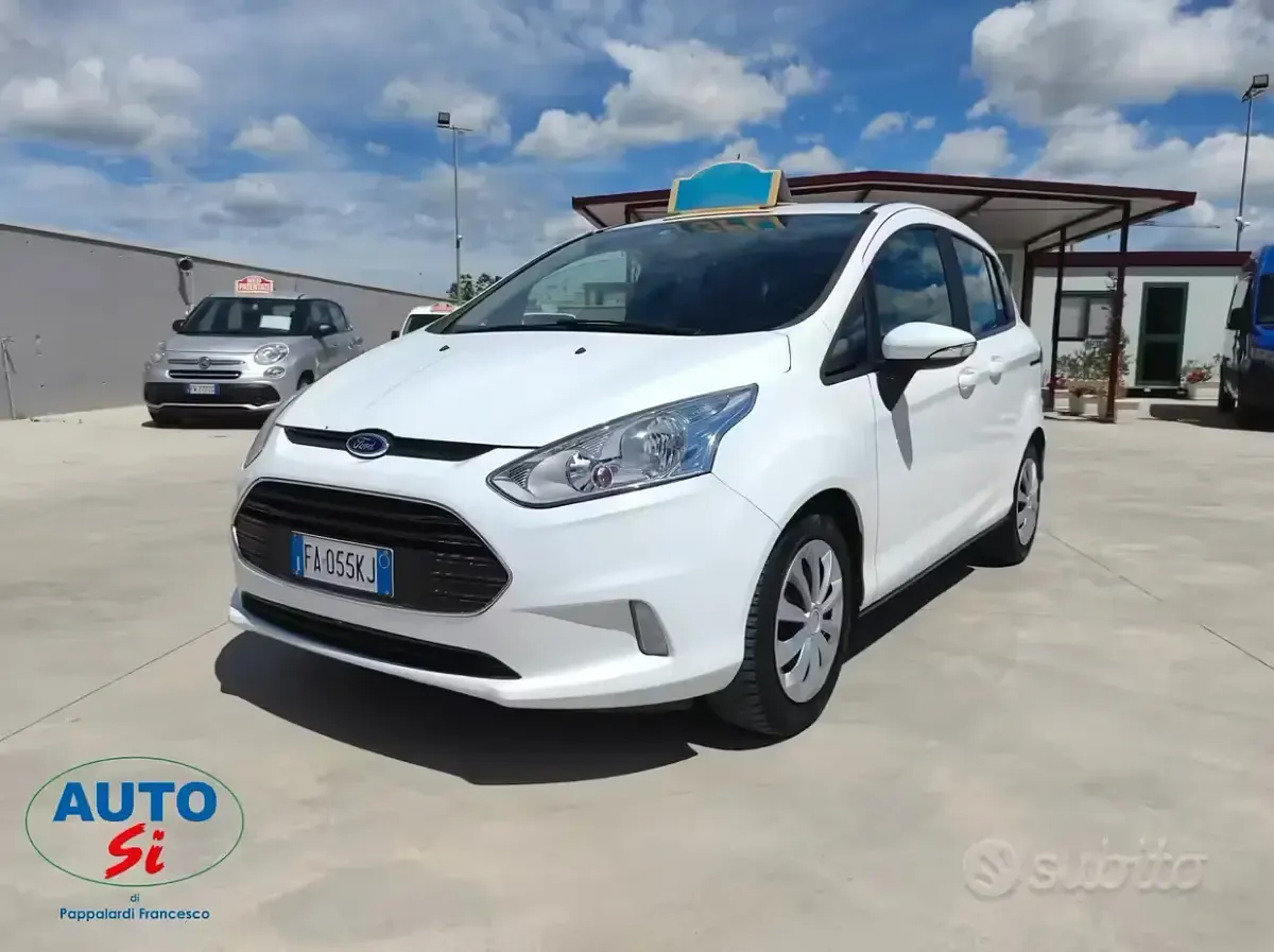 Usata Ford B-MAX 75 CV (55 kW) 2015 Bianco Monovolume
