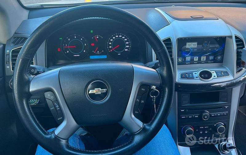 Usata Chevrolet Captiva 184 CV (135 kW) 2012 Bianco SUV