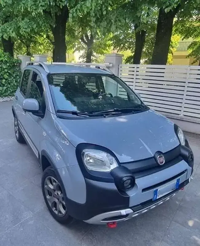 Usata Fiat Panda Cross Cross 86 CV (63 kW) 2022 Grigio Utilitaria