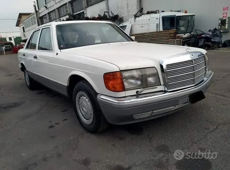 Usata Mercedes S280 SE 185 CV (136 kW) 1980 Bianco Berlina