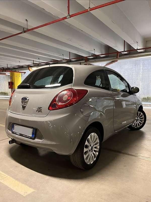 Usata Ford Ka Titanium 69 CV (50 kW) 2016 Berlina