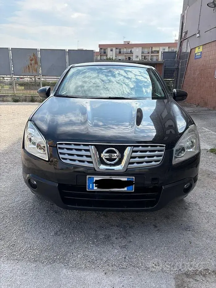 Usata Nissan Qashqai Acenta 106 CV (77 kW) 2010 Nero SUV