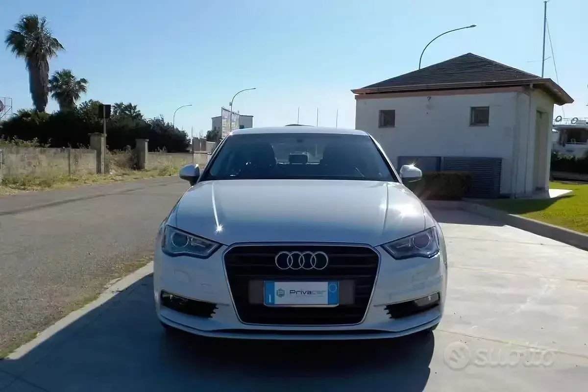Usata Audi A3 Young 110 CV (80 kW) 2015 Bianco Utilitaria