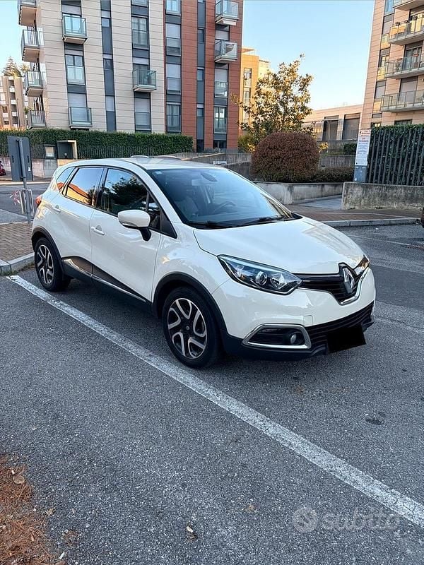 Usata Renault Captur 90 CV (66 kW) 2014 Bianco SUV
