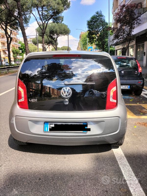 Usata VW up! 75 CV (55 kW) 2014 Grigio Utilitaria